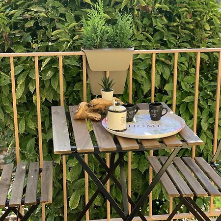 トリノIris 128: Il Terrazzino Sul Giardinoアパートメント エクステリア 写真